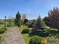 дом 377.3 м² на участке 12 сот.