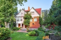 дом 288 м² на участке 11.22 сот.