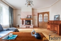 дом 288 м² на участке 11.22 сот.