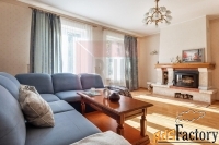 дом 288 м² на участке 11.22 сот.