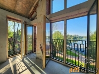 7 - комн.  квартира, 361.2 м², 4/4 эт.