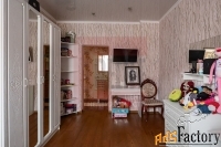 5 - комн.  квартира, 170 м², 3/3 эт.