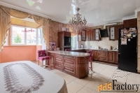 5 - комн.  квартира, 170 м², 3/3 эт.