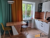 2 - комн.  квартира, 30 м², 3/3 эт.