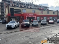 торговое помещение, 890 м²