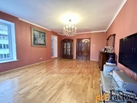 4 - комн.  квартира, 136.6 м², 4/5 эт.