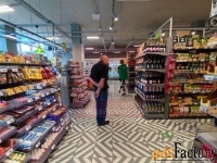 торговое помещение, 1215 м²