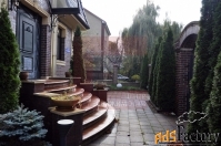 дом 488.7 м² на участке 6 сот.