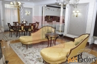 дом 488.7 м² на участке 6 сот.