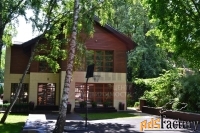 дом 455.3 м² на участке 13 сот.