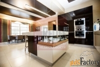 дом 455.3 м² на участке 13 сот.