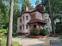 дом 420 м² на участке 22 сот.