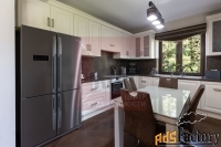 дом 280 м² на участке 8.5 сот.