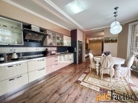 таунхаус 224.9 м² на участке 2.5 сот.