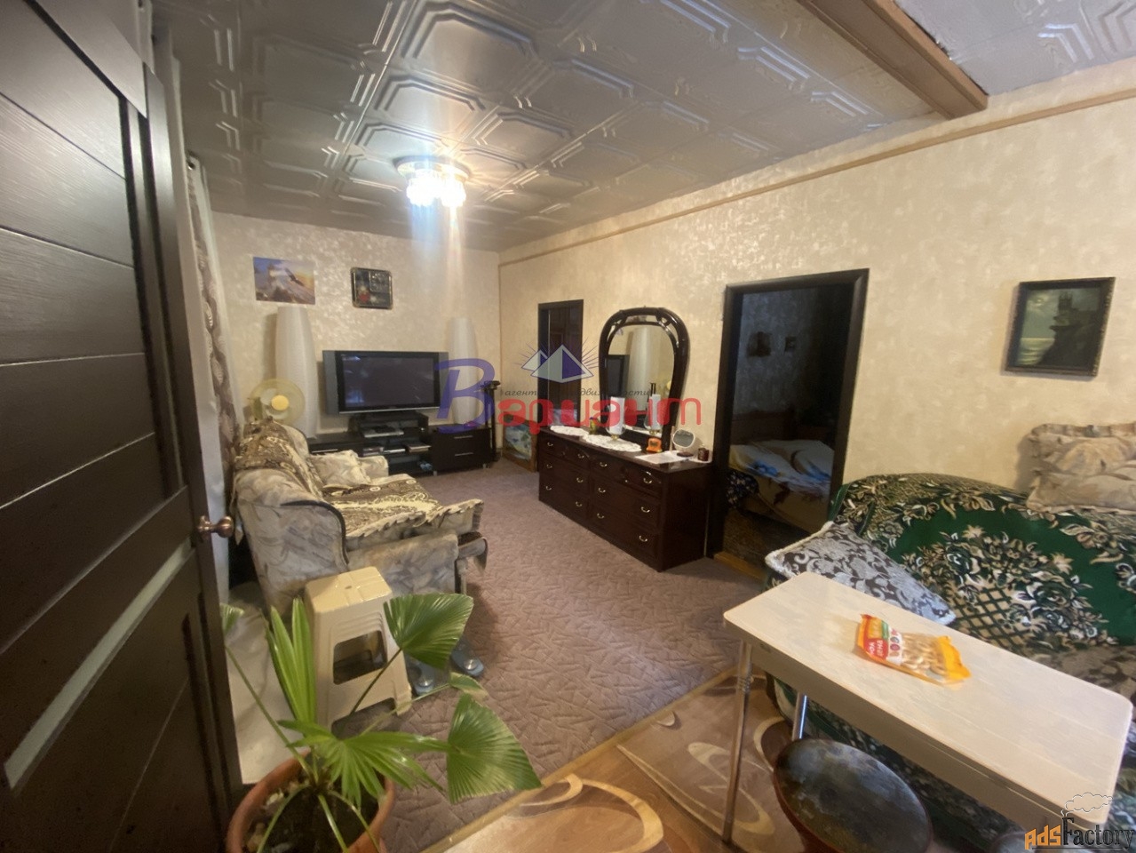 4 - комн. квартира, 107 м², 1/1 эт.