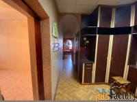 3 - комн.  квартира, 65 м², 3/3 эт.