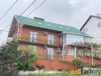 дом 480 м² на участке 4 сот.