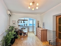 4 - комн.  квартира, 81 м², 4/9 эт.