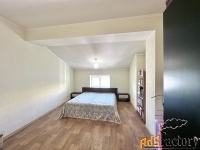5 - комн.  квартира, 153 м², 7/8 эт.
