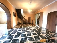 дом 315 м² на участке 7 сот.