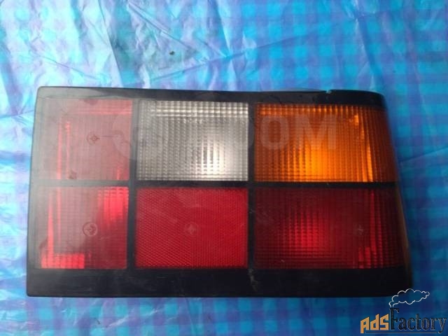 Фонарь задний правый Volvo 440-460 -94