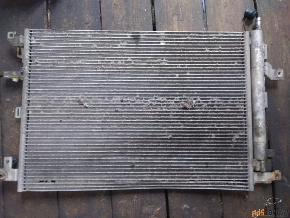 Радиатор кондиционера Вольво хс90
