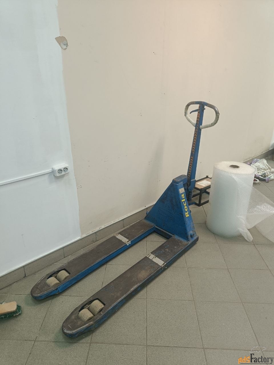 Ручная гидравлическая тележка