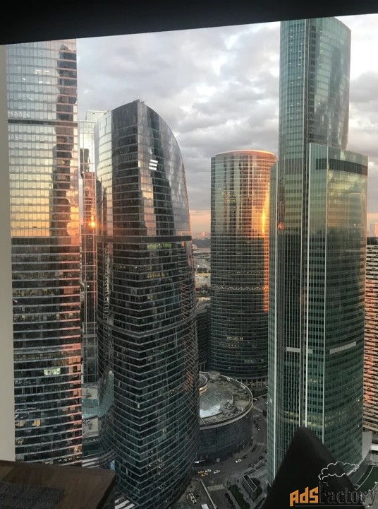 машиноместо кирпично-монолитный, 18 м²