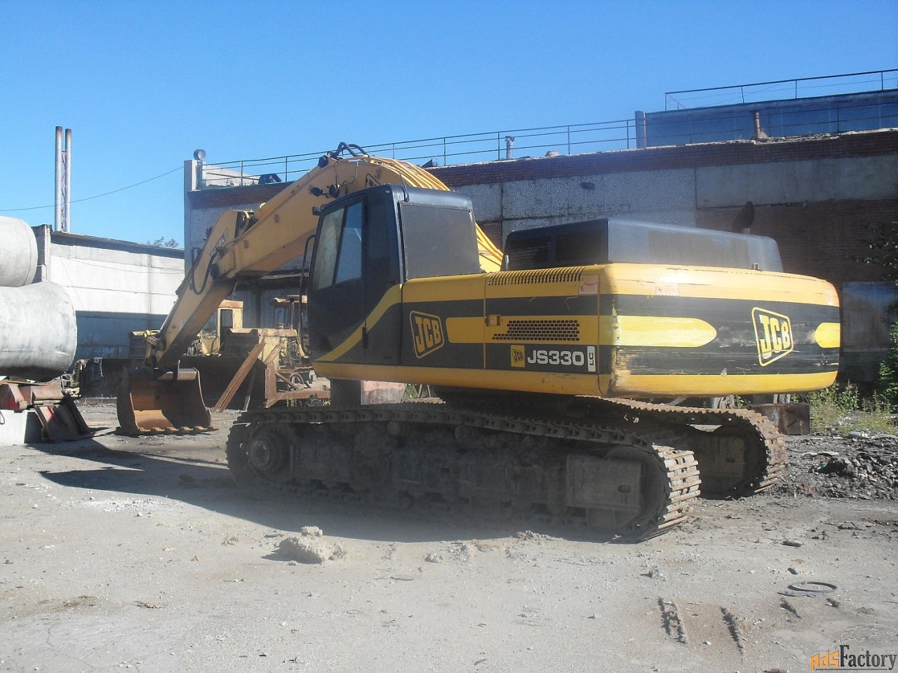 Продам Экскаватор JCB JS 330LC