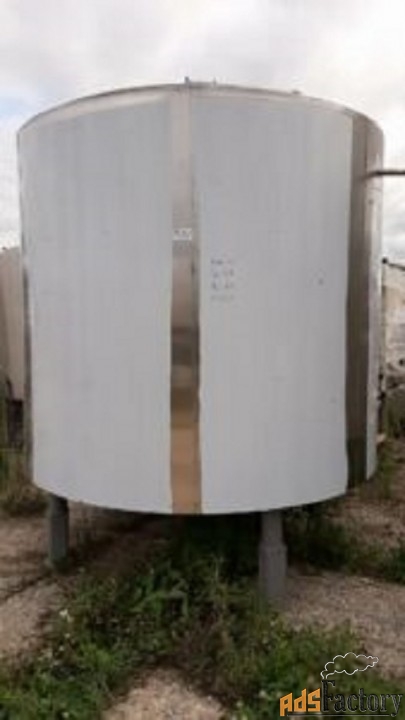продается емкость нержавеющая, объем — 6,3 куб.м.