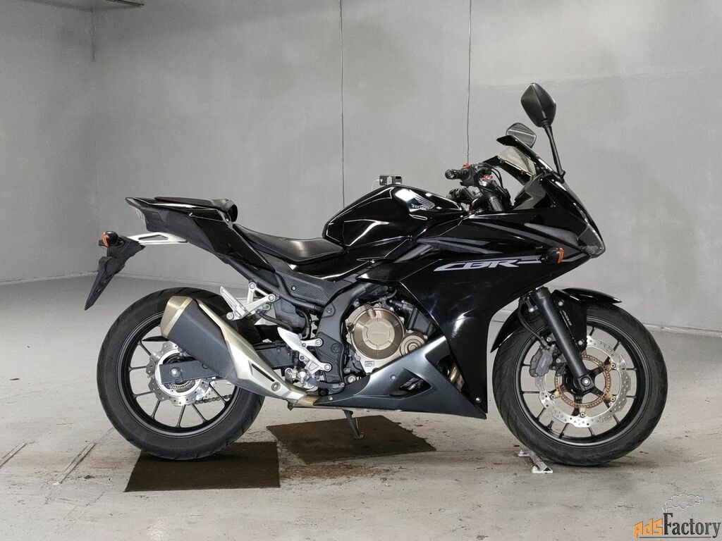 Мотоцикл спортбайк Honda CBR400R рама NC47 модификация спортивный