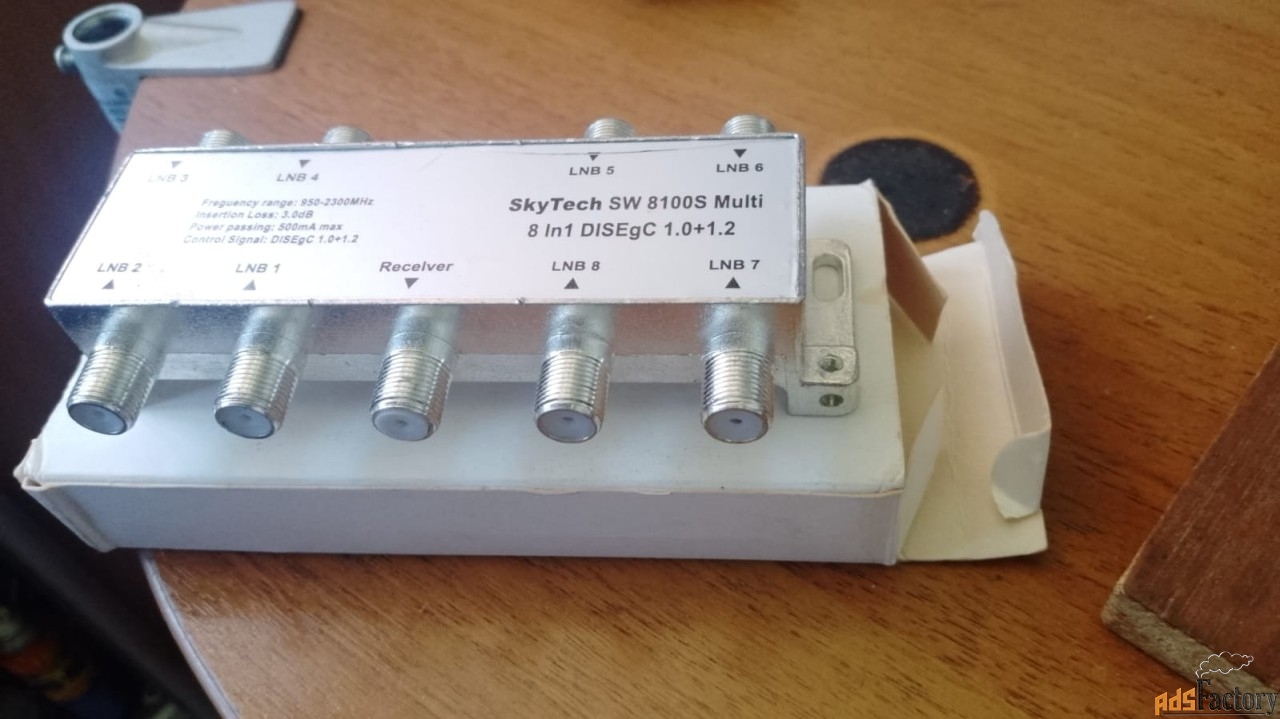 Diseqc коммутатор SkyTech SW 8100S Multi (новый)