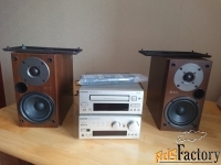 Музыкальные   комплект:  Onkyo C-705X и  Onkyo R- 805X  Japan