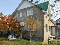 дом 208 м² на участке 6 сот.