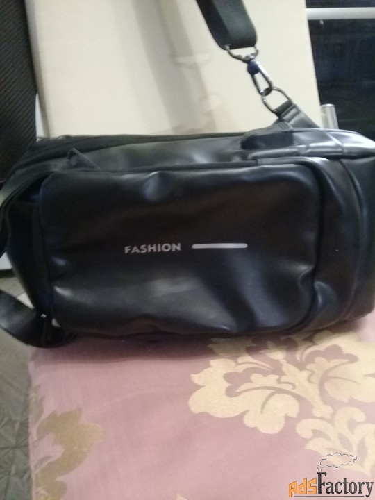 Продам сумка поясная Fashion.