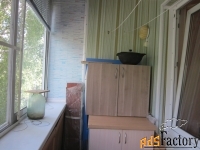 3 - комн.  квартира, 57 м², 4/5 эт.