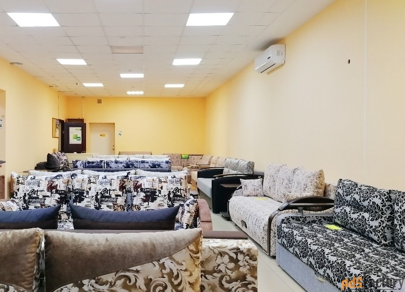 торговое помещение, 340 м²