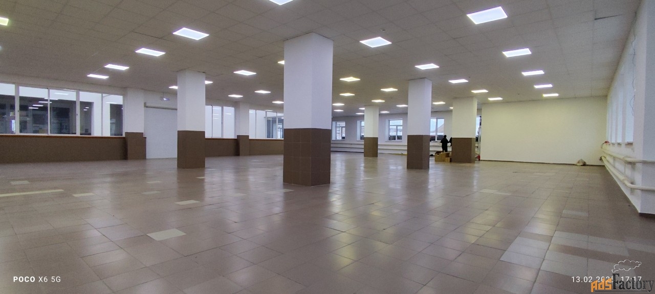 свободного назначения, 700 м²