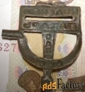 Знак одвф «Красный пахарь». 1923 г
