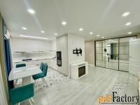 3 - комн.  квартира, 70 м², 9/10 эт.