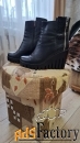 Продам женские ботинки