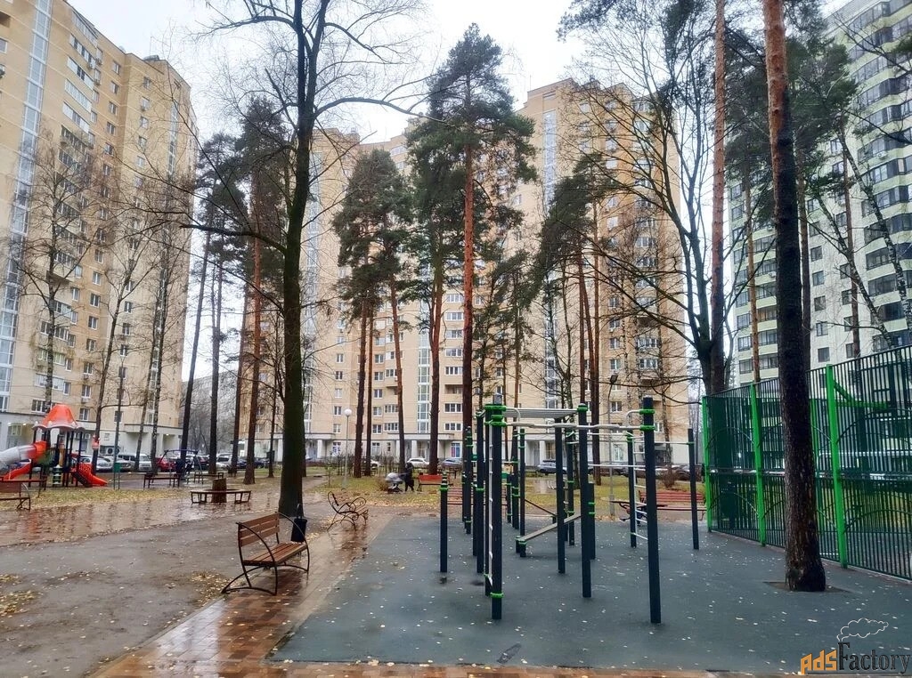 3 - комн. квартира, 94.0 м², 6/17 эт.