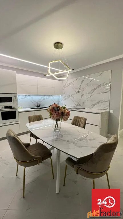 3 - комн.  квартира, 88.0 м², 3/16 эт.