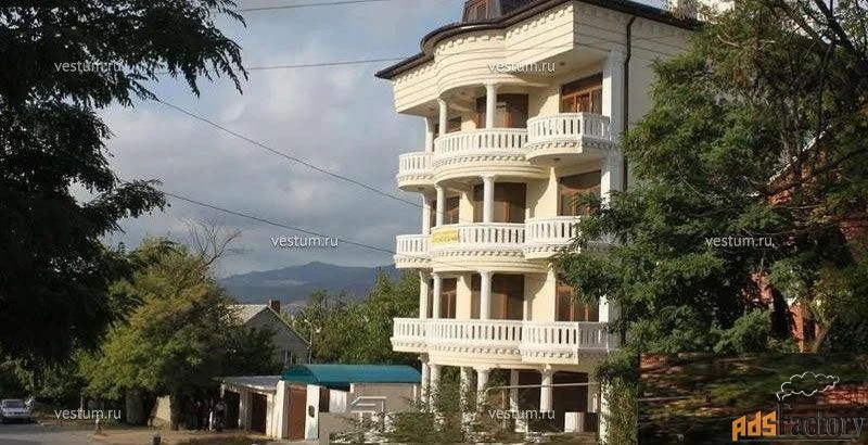3 - комн. квартира, 194.0 м², 5/5 эт.
