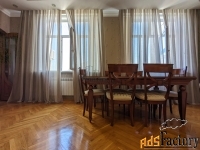 4 - комн.  квартира, 131.2 м², 5/6 эт.