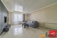 3 - комн.  квартира, 96.0 м², 6/6 эт.