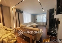 дом 400.0 м² на участке 8.3 сот.
