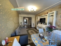 3 - комн.  квартира, 90.0 м², 3/14 эт.