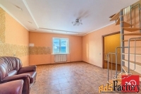 3 - комн.  квартира, 82.0 м², 1/2 эт.