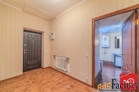 3 - комн.  квартира, 82.0 м², 1/2 эт.